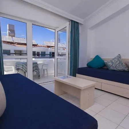Apart-hotel Adora Garden